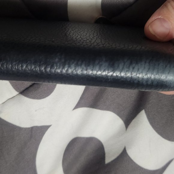 Michael Kors wallet - Picture 4 of 6